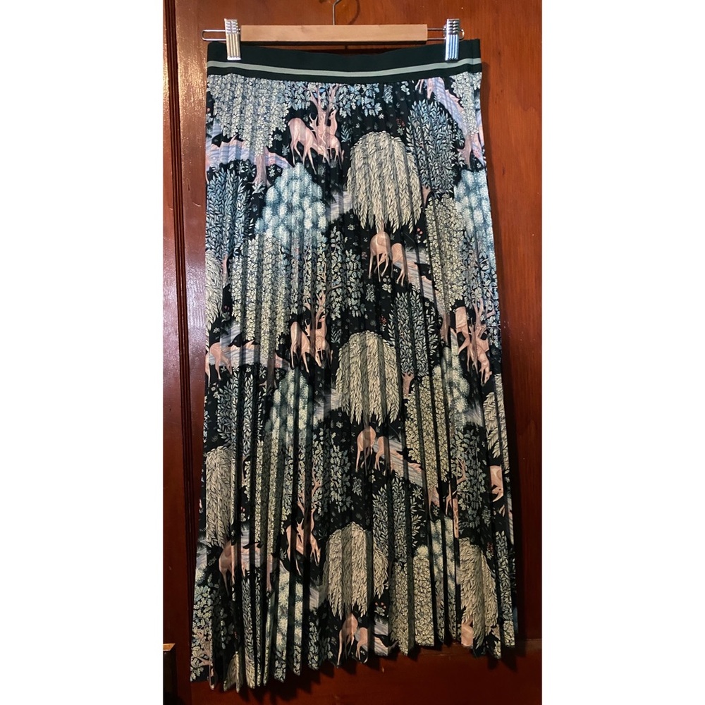 Deer Print Pleated Skirt